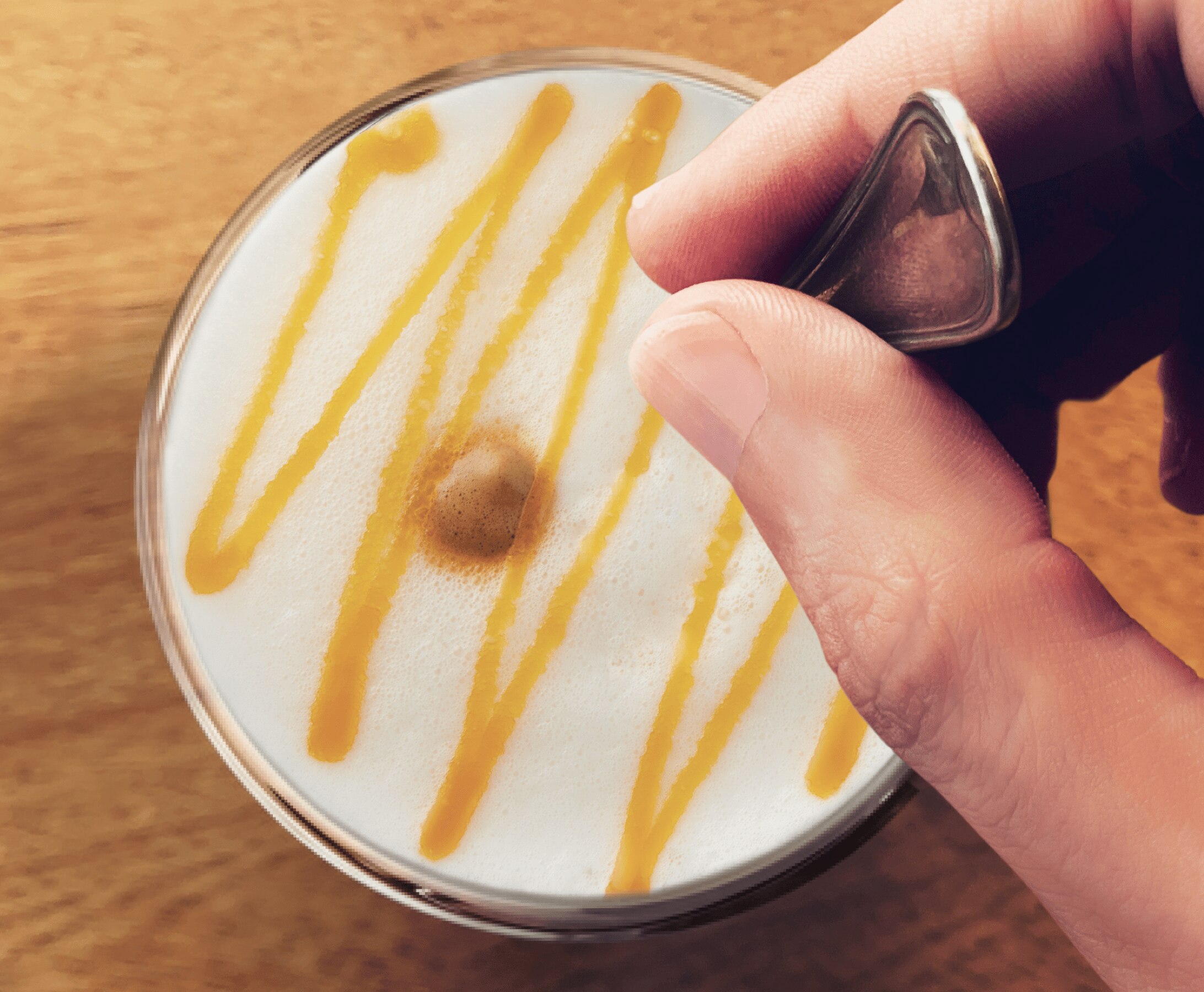 Tasse de café gourmand STARBUCKS® Caramel Macchiato NESCAFÉ® Dolce Gusto® NEO pour un café gourmand et savoureux et une consommation responsable