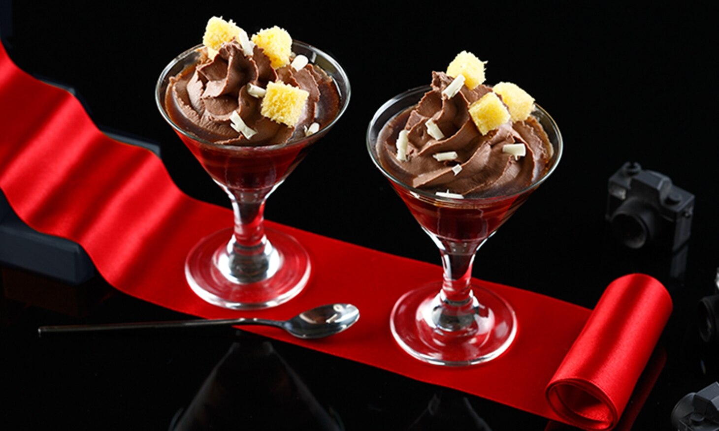Recette café ESPRESSO façon cupcake chocolat-vanille, NESCAFÉ® Dolce Gusto®